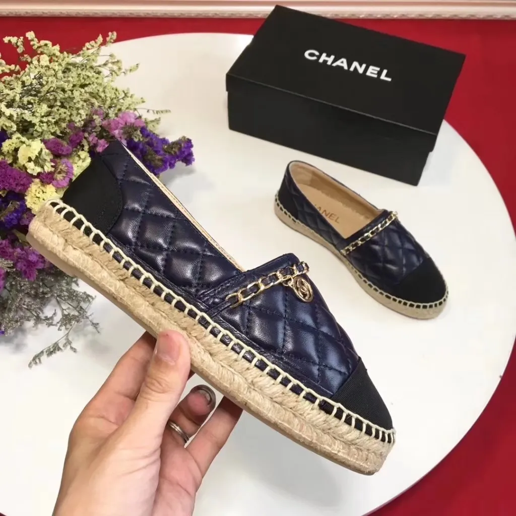 👟👟Ex-factory price 480👟👟 Size: 35-40🌹 🌈🌈[CHANEL Chanel] full range of fisherman shoes... The top version is welcome to compare with all the experts👟👟👟👟 (cloth, leather, lace, sequined) Wool mixed surface)💋💋The lining is made of original sheepskin (the hemp rope bottom and the rubber bottom are integrated) The 100-needle hemp rope is very thorough👍👍...High-quality customization🆚Purchasing agent source‼ ️ The popularity of fishermen’s shoes, I believe everyone who knows the goods knows that people on Earth/Mars are showing off their silk threads one after another💝💝 34-40 (41 and 42 can be customized and non-returnable) standard size 🎁Supporting packaging